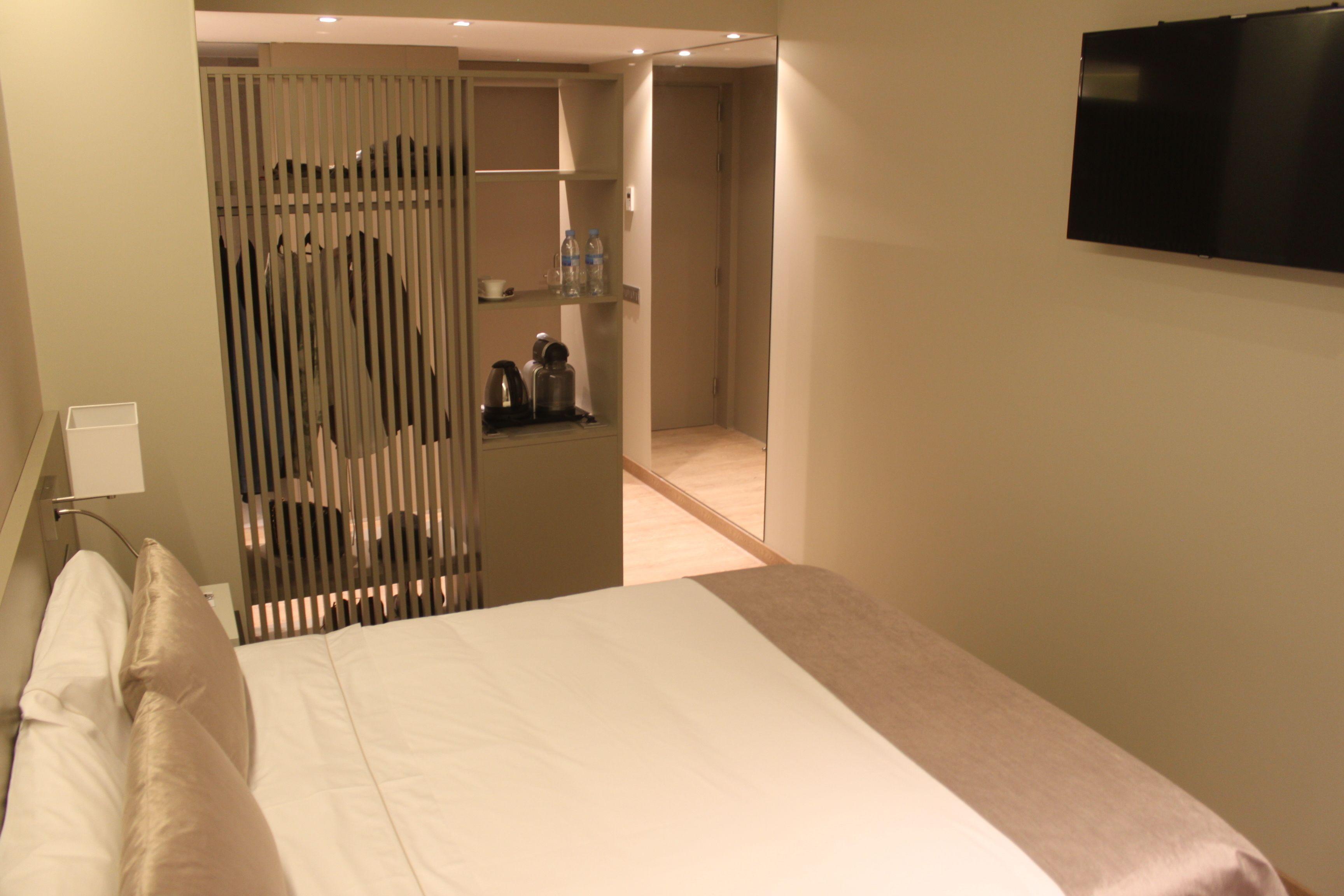 Hotel Well And Come Barcelona — Photos 3